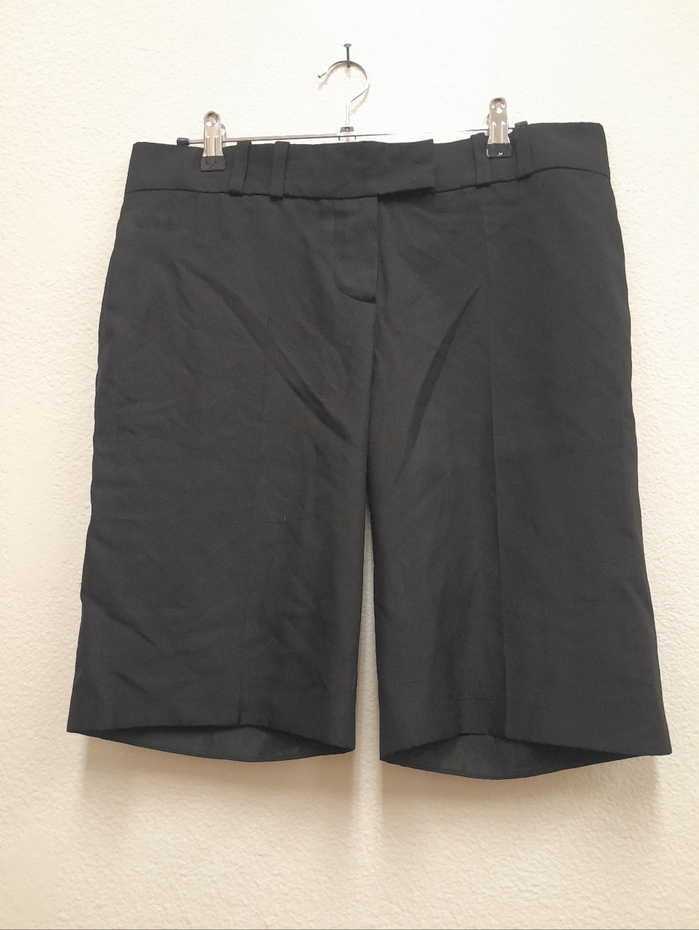 Chloé 100% Silk Black Shorts Women's Luxury Designer RARE  T40 US8